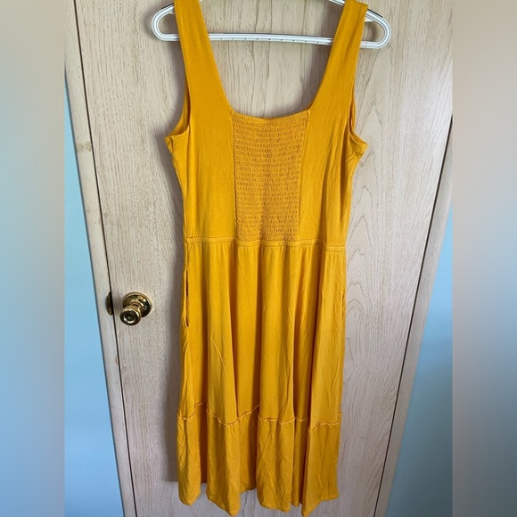 J Jason Wu Knit Midi Dress w/ Shirred Hem Detail Gold Sunflower Yellow Sz Med - Picture 9 of 14